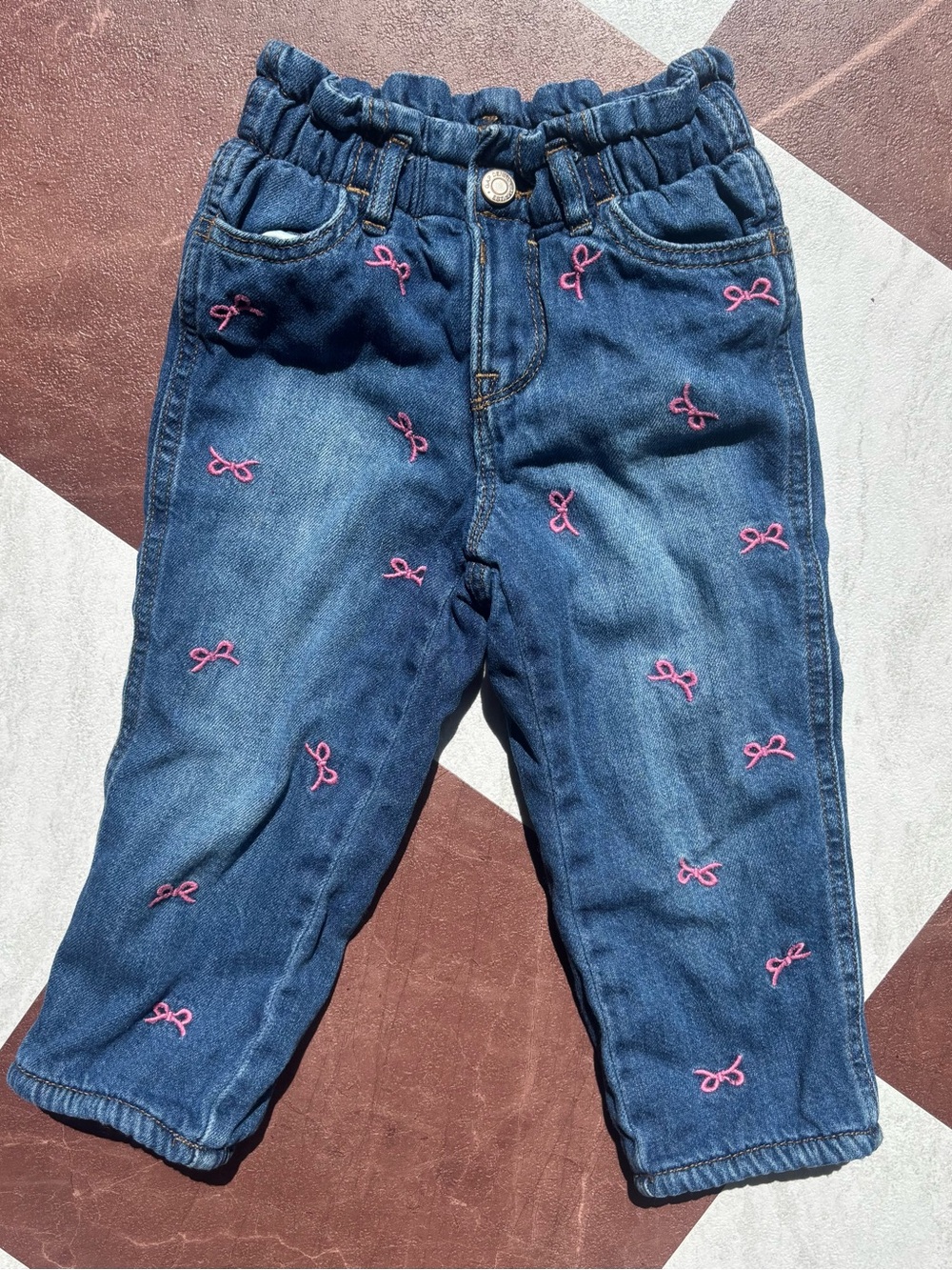 Gap Baby Girls' Blue Denim fleece lines Jeans with Pink Bow Embroidery Size 2T